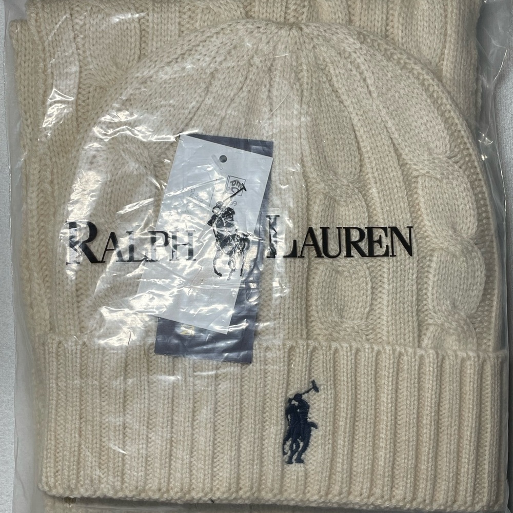 Ralph Lauren Cream Cable Knit Scarf and Beanie Set - Picture 2 of 7
